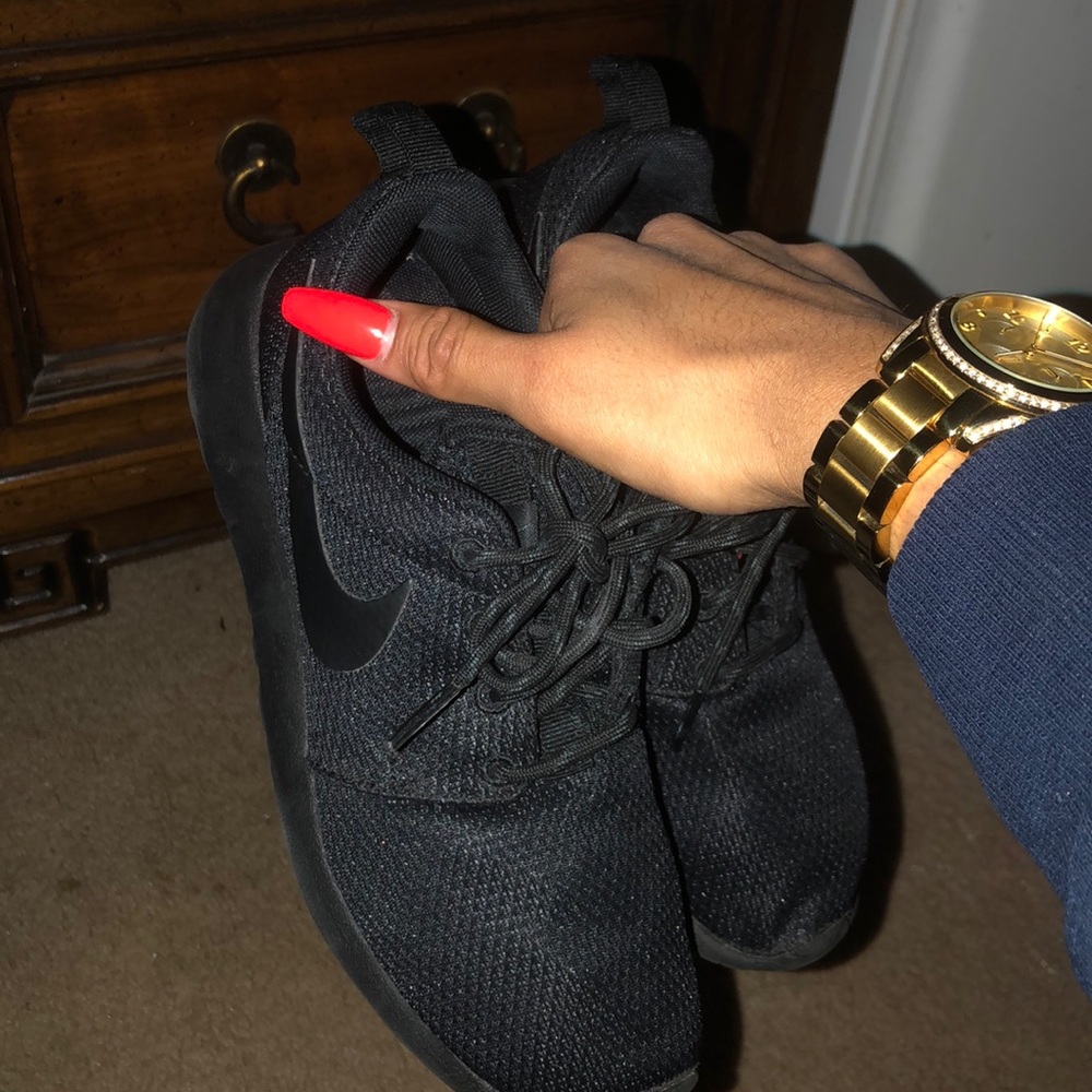 Nike Roshe Ones